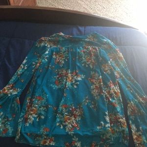 Floral long sleeve blouse